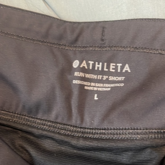 Athleta Printed Run With It Shorts 3" - Picture 5 of 10